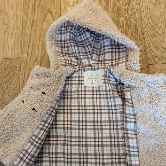 Rylee + Cru 3-6 month shearling coat - Picture 2 of 3